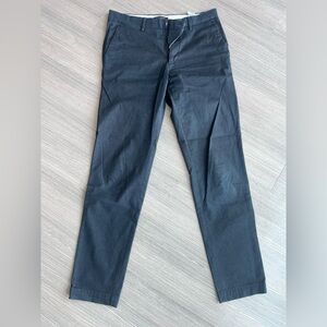 Banana Republic chinos 32x34